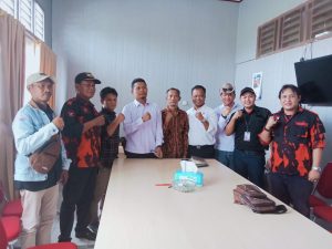 Bamox oknum guru pelaku cabul,predator anak dibawa umur yang dilaporkan beberapa bulan lalu masih melenggang bebas,diduga banyak orang orang penting yang melindungi,,,,