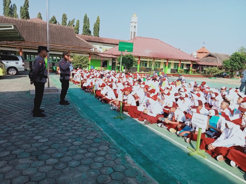 Momen MPLS Siswa Baru, Polisi Berupaya Cegah Aksi Bullying di Kalangan Pelajar di Bandar Lampung