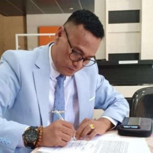 M. Sunandar Yuwono, SH,MH Pengacara Kondang yang akrab dipanggil Bang Sunan Kuasa Hukum Agus Suyanto Melaporkan ke Polda Metro Jaya terhadap Oknum Pejabat Bank Bukopin Syariah atas Dugaan Perbuatan Melawan hukum dan Dugaan Mafia tanah.