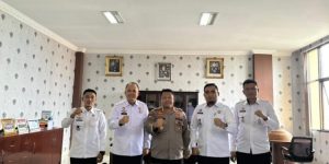 Kalapas Narkotika Kelas IIA Bandar Lampung Ade Kusmanto didampingi KPLP, Kasi Kamtib dan Kasubsi keamanan melakukan audiensi dengan  Polda Lampung