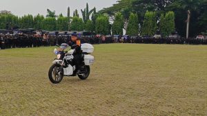 Kala Kapolda Lampung Uji Langsung Motor Patroli Dalam Apel Pengamanan Pilkada 2024