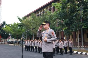 KAPOLDA LAMPUNG INGATKAN ANGGOTANYA, KITA TIDAK BERPOLITIK.