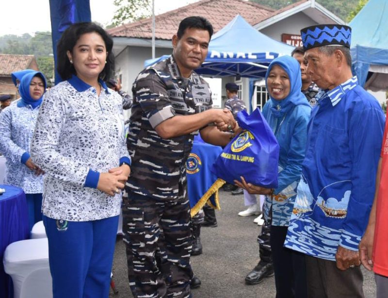 Lanal Lampung Turut Sukseskan Program Makan Bergizi Gratis Serentak HUT Ke-79 TNI AL