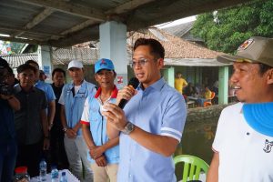 Mempererat Silaturahmi Cabup Egi Menghadiri Lomba Mancing di Desa Tanjung Ratu