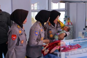 Polda Lampung Siap Berikan Faskes Kepada  Bayi Laki Laki Yang Ditemukan